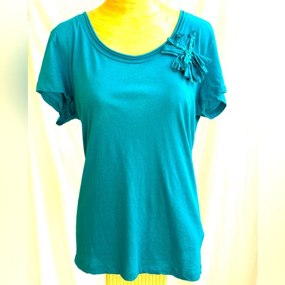Dkny Tops - DKNY/Donna Karan fun teal top